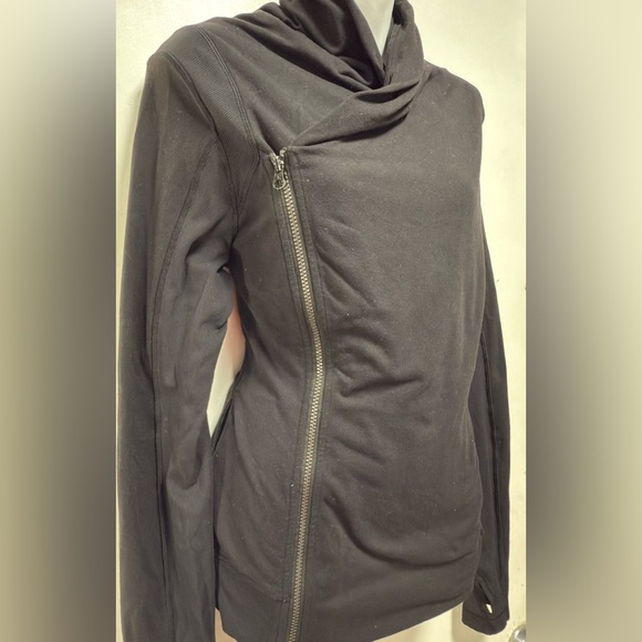 Lululemon Bhakti Yoga Jacket - Picture 6 of 11